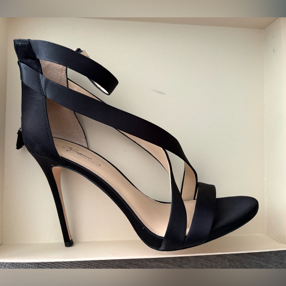 Vince Camuto Imagine IM DEVIN Heels